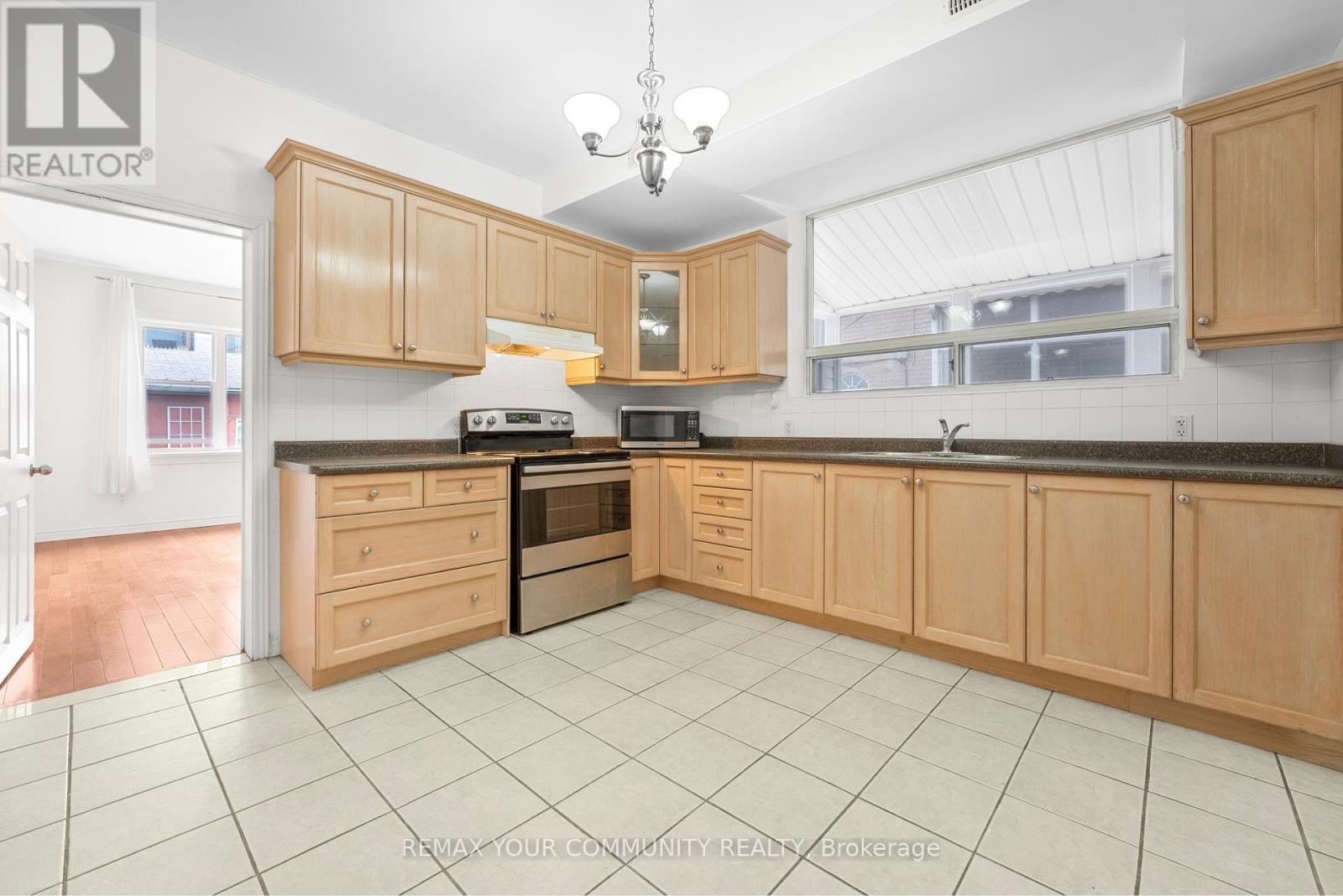 Main - 151 Dovercourt Road, Toronto, Ontario  M6J 3C5 - Photo 10 - C13097034