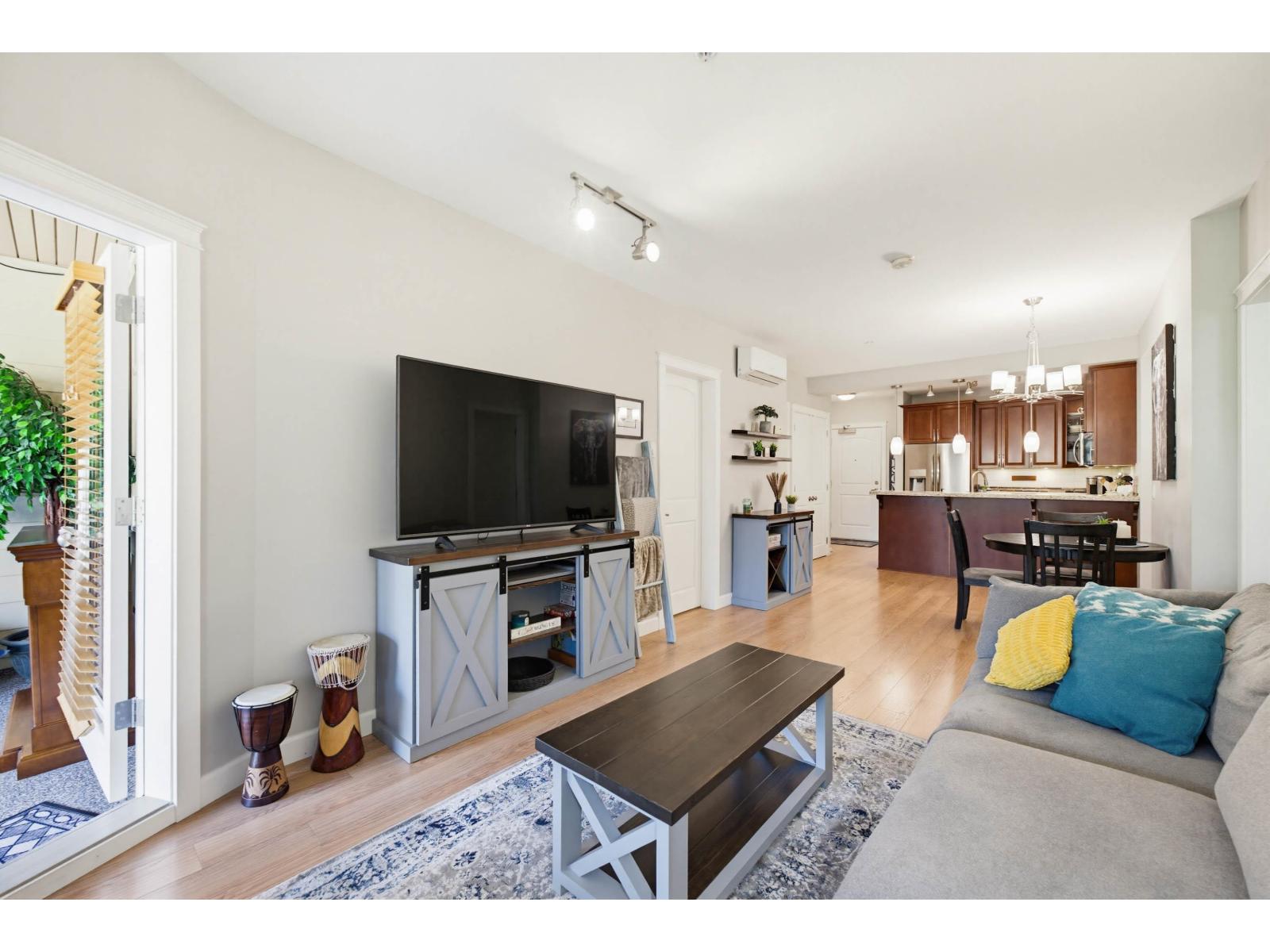 325 8218 207a Street, Langley, British Columbia  V2Y 0X9 - Photo 6 - R3120496