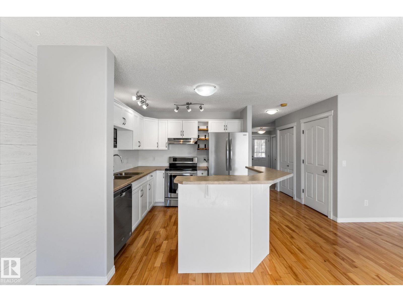 143 Westwood Ln, Fort Saskatchewan, Alberta  T8L 4N8 - Photo 11 - E4486281