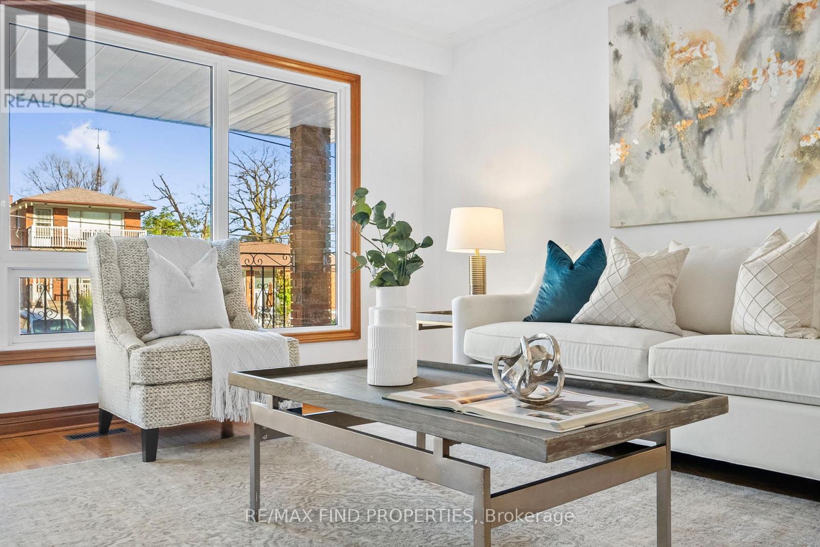 16 Mcdonald Avenue, Toronto, Ontario  M1L 3Y8 - Photo 12 - E13096966