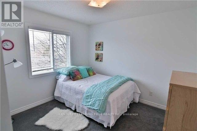 26 Bedell Crescent, Whitby, Ontario  L1R 2N8 - Photo 7 - E13097024