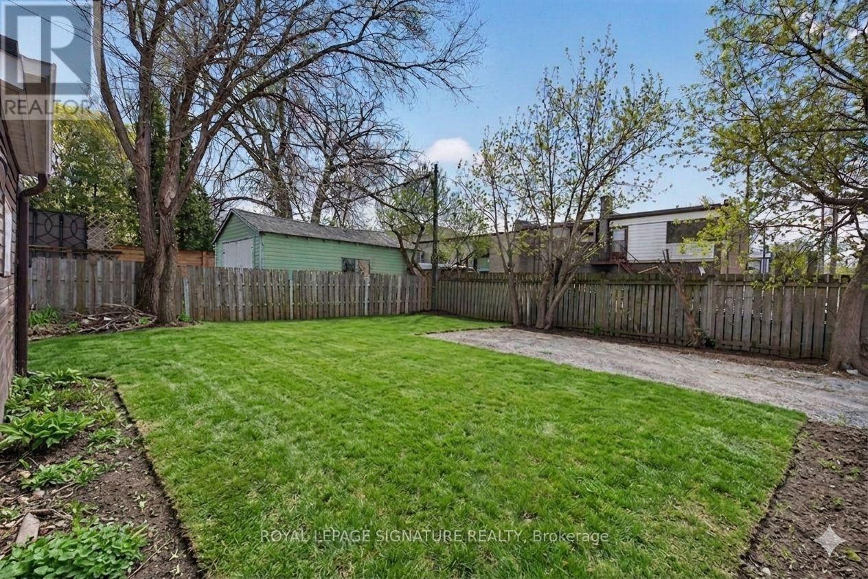 Lower - 146 Coleridge Avenue, Toronto, Ontario  M4C 4H6 - Photo 21 - E13097032