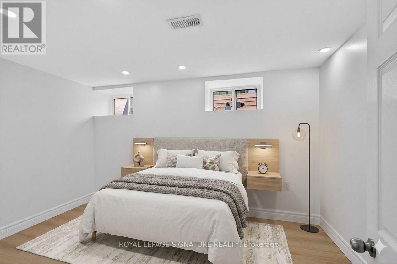 Lower - 146 Coleridge Avenue, Toronto, Ontario  M4C 4H6 - Photo 8 - E13097032