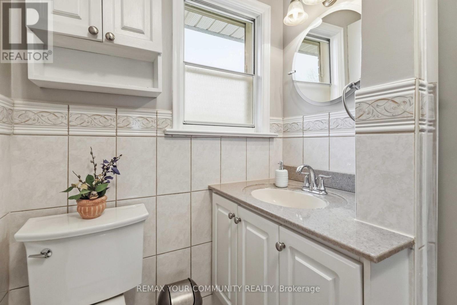 24 Mendip Crescent, Toronto, Ontario  M1P 1Y4 - Photo 28 - E13097152