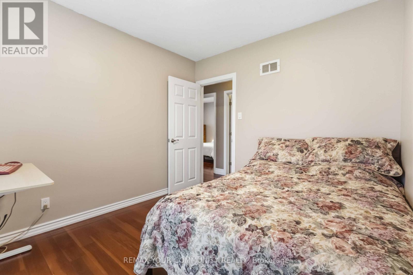 24 Mendip Crescent, Toronto, Ontario  M1P 1Y4 - Photo 35 - E13097152