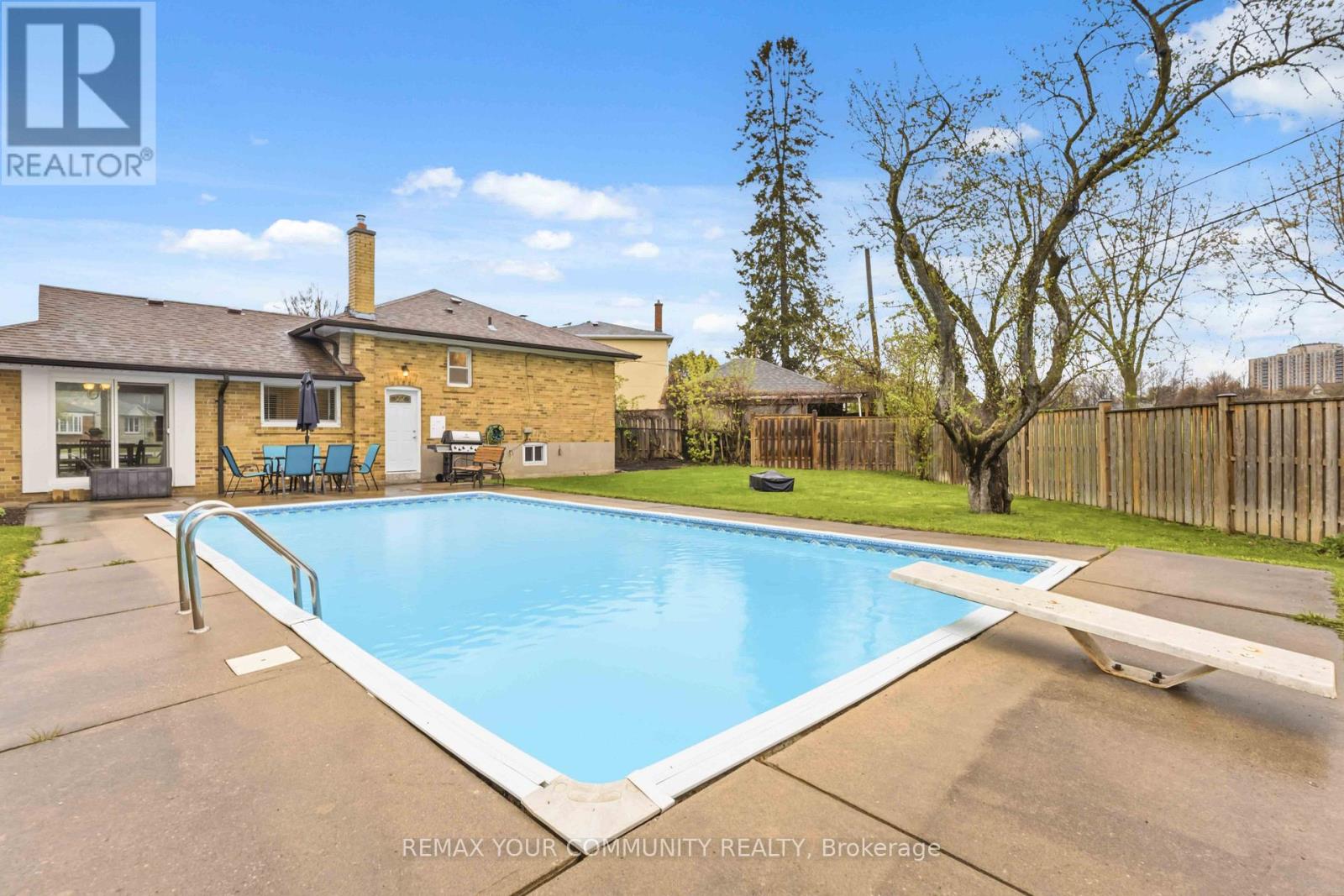 24 Mendip Crescent, Toronto, Ontario  M1P 1Y4 - Photo 48 - E13097152