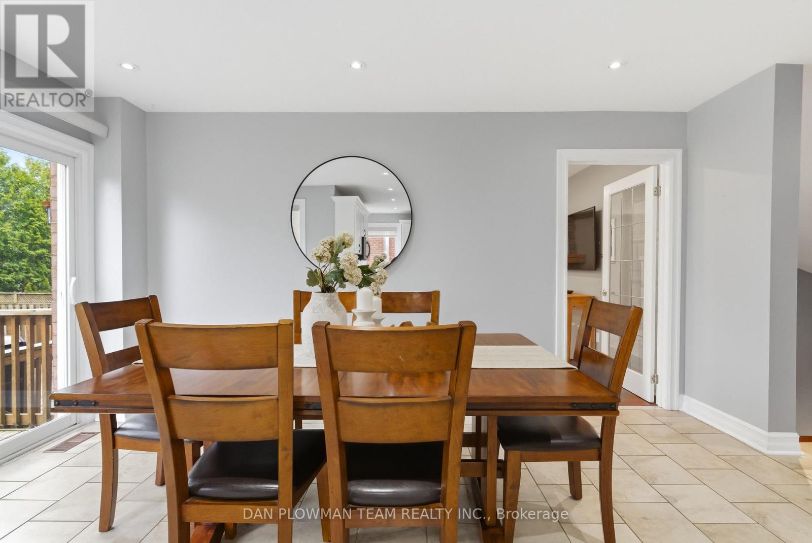 122 Robert Adams Drive, Clarington, Ontario  L1E 2C4 - Photo 10 - E13097210