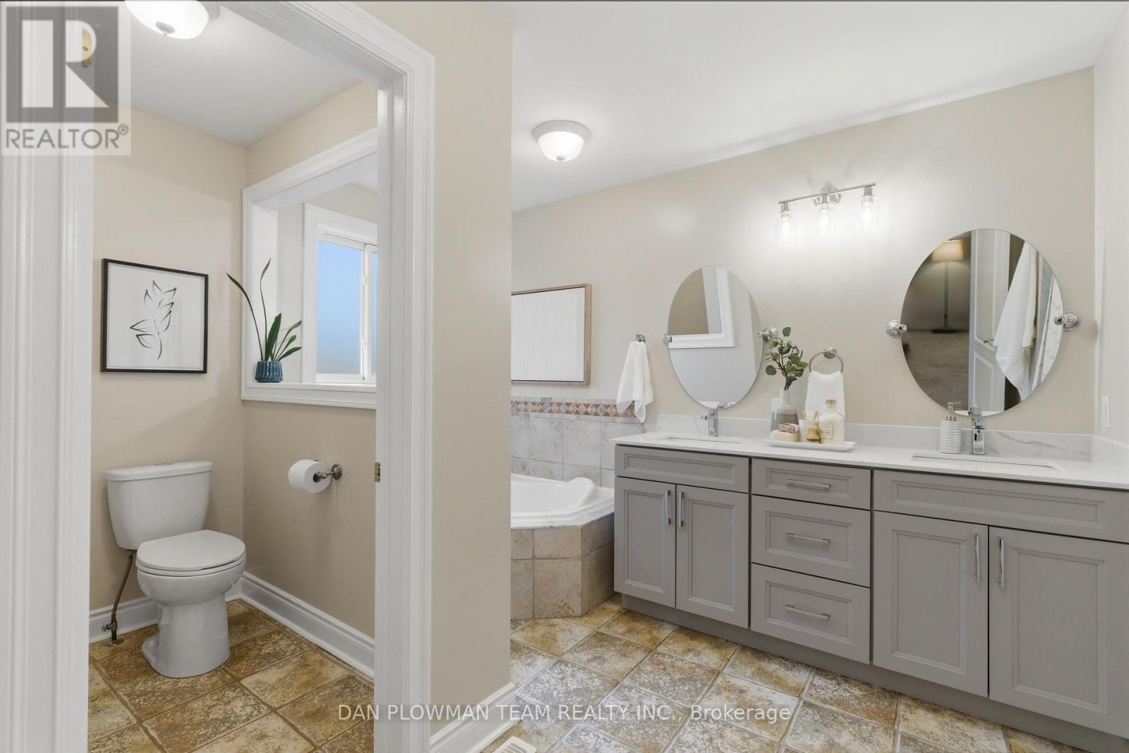 122 Robert Adams Drive, Clarington, Ontario  L1E 2C4 - Photo 23 - E13097210