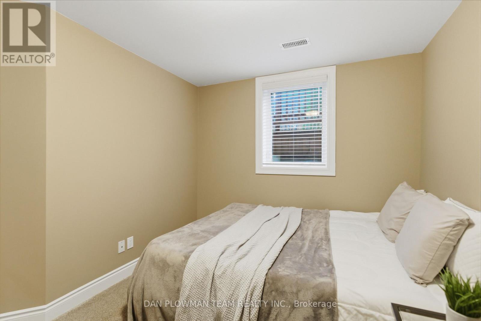 122 Robert Adams Drive, Clarington, Ontario  L1E 2C4 - Photo 36 - E13097210