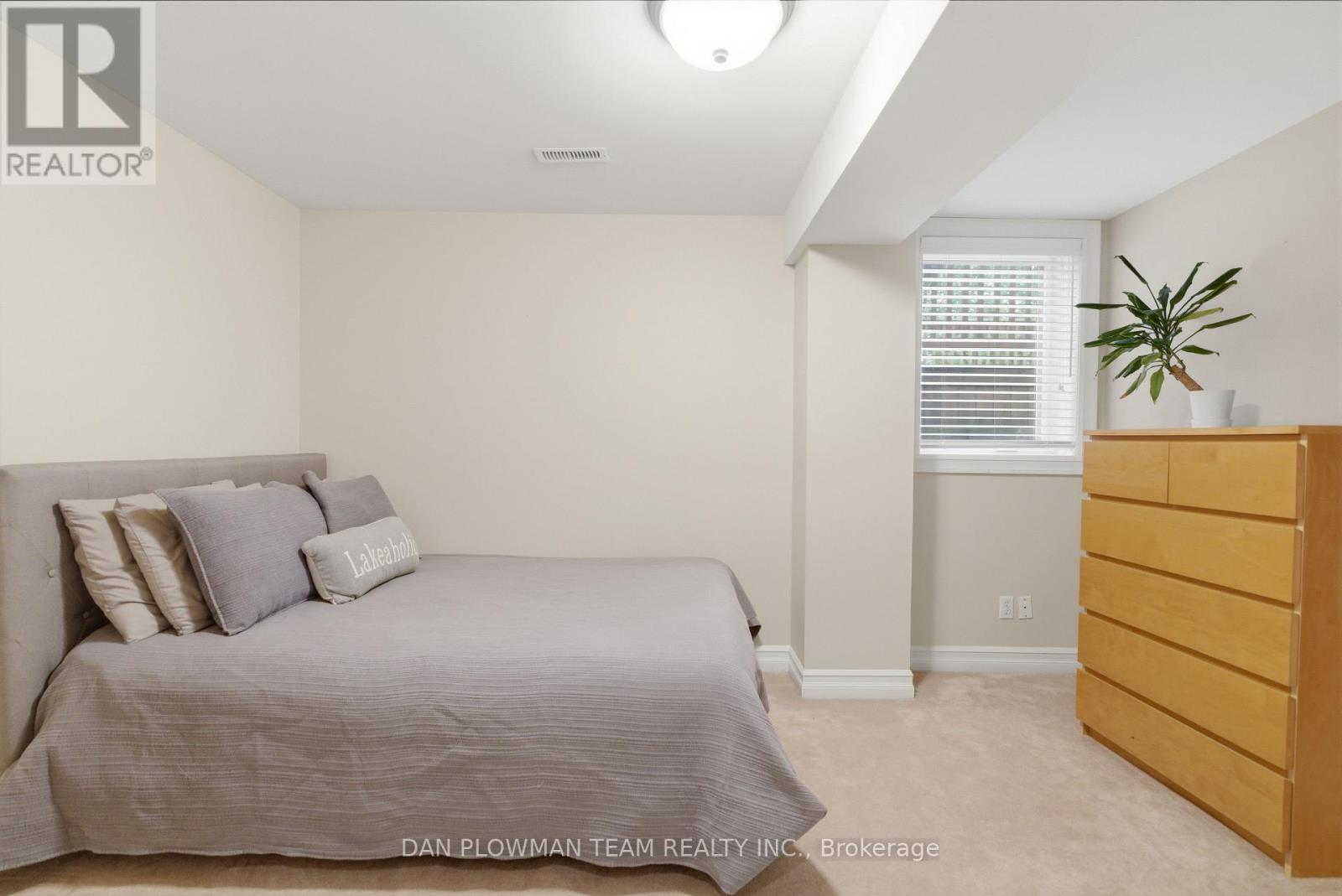 122 Robert Adams Drive, Clarington, Ontario  L1E 2C4 - Photo 37 - E13097210