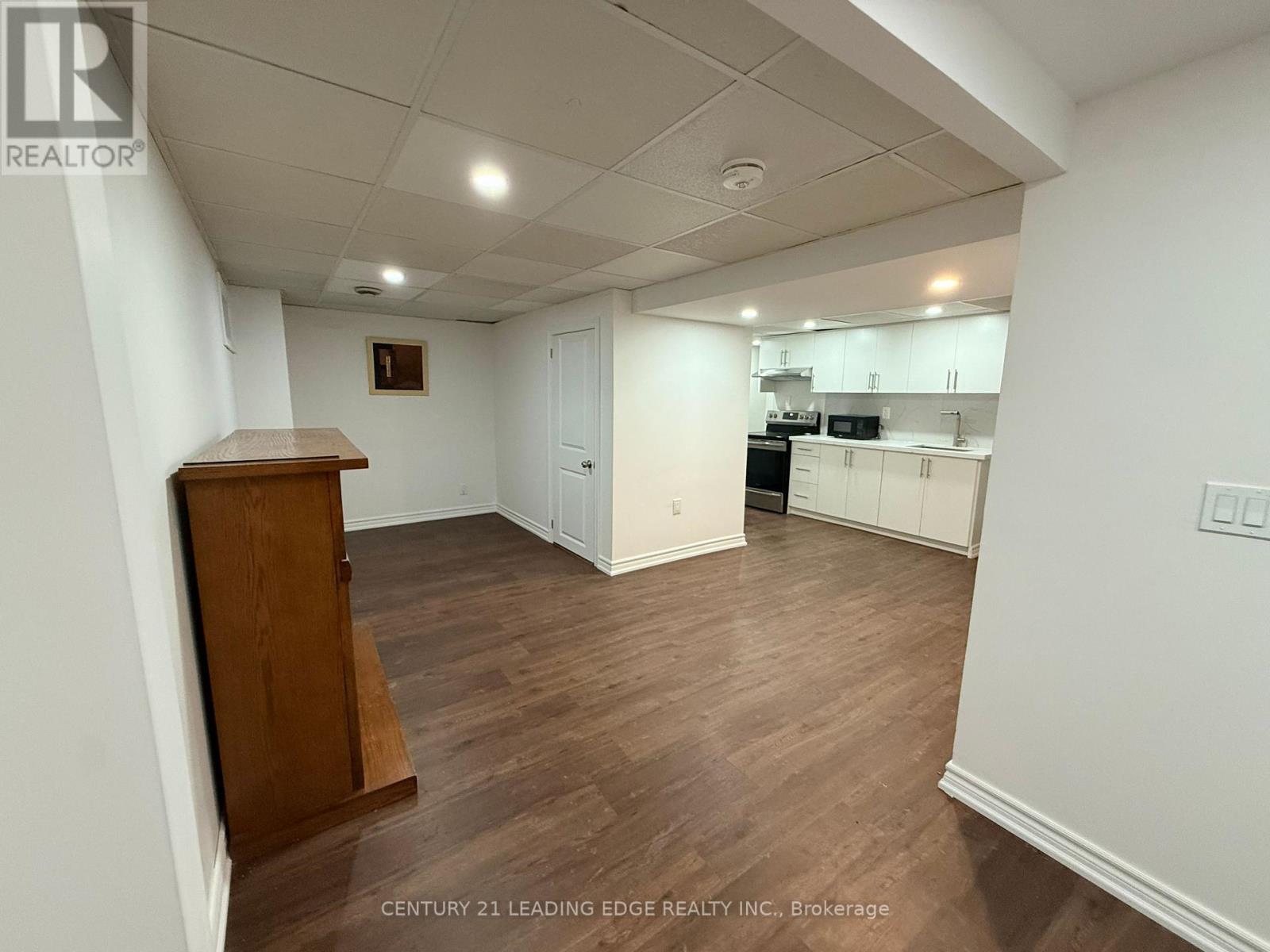 Lower - 532 Grandview Street S, Oshawa, Ontario  L1H 7S4 - Photo 6 - E13097230