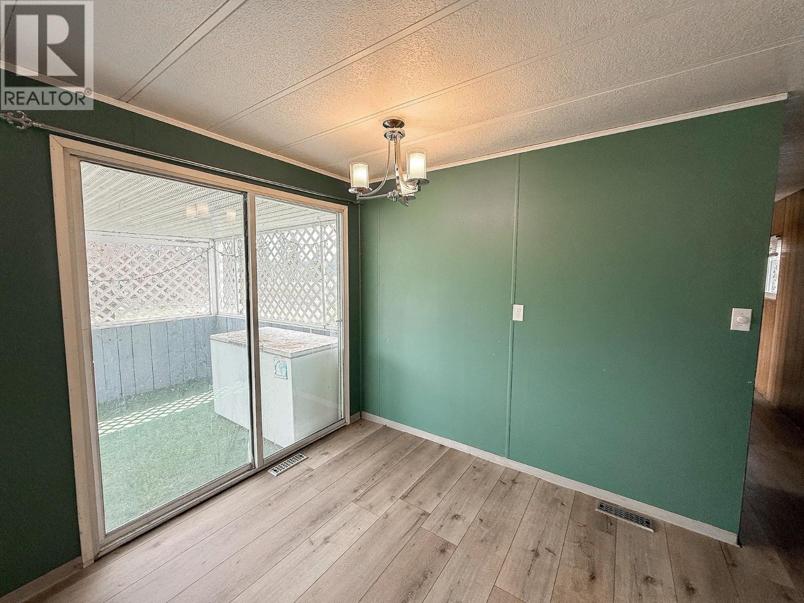 3733 S Cariboo 97 Highway, Lac La Hache, British Columbia  V0K 1T0 - Photo 14 - R3120836