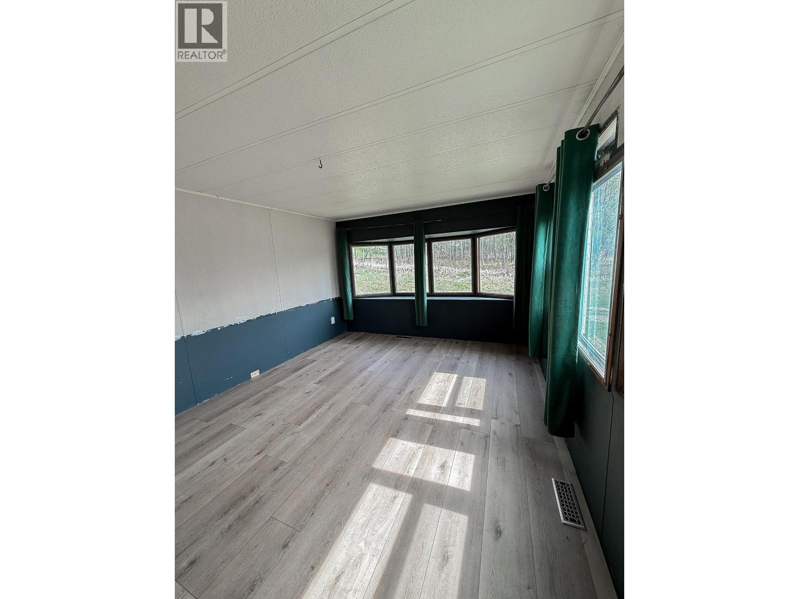 3733 S Cariboo 97 Highway, Lac La Hache, British Columbia  V0K 1T0 - Photo 17 - R3120836