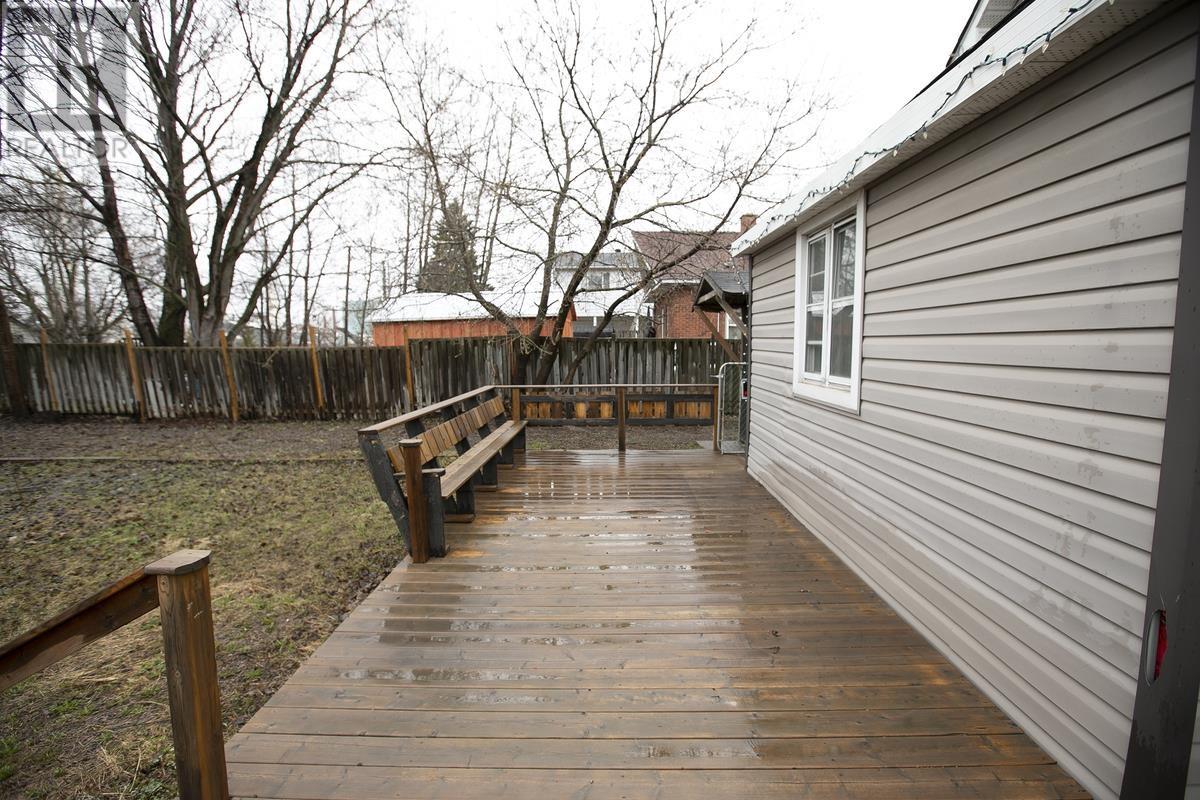 351 Bloor St W, Sault Ste. Marie, Ontario  P6C 1J6 - Photo 9 - SM260875