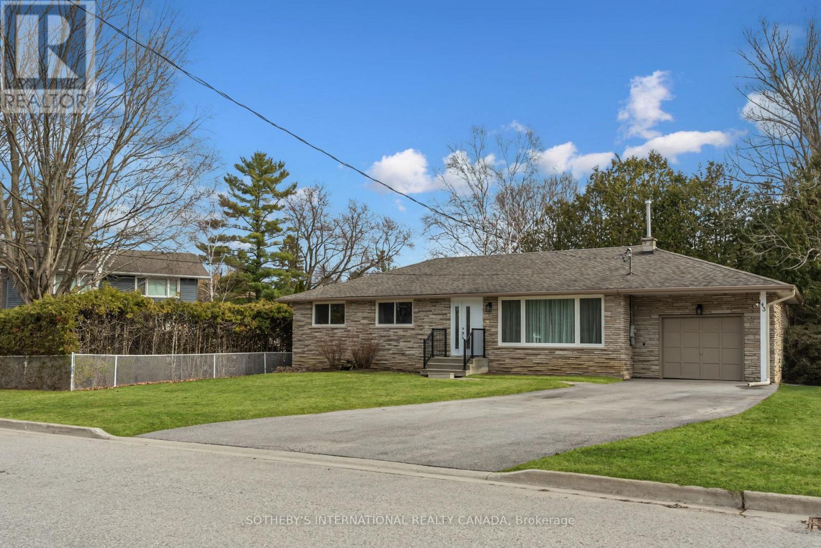 43 NORTHWOOD ROAD, Georgina, Ontario