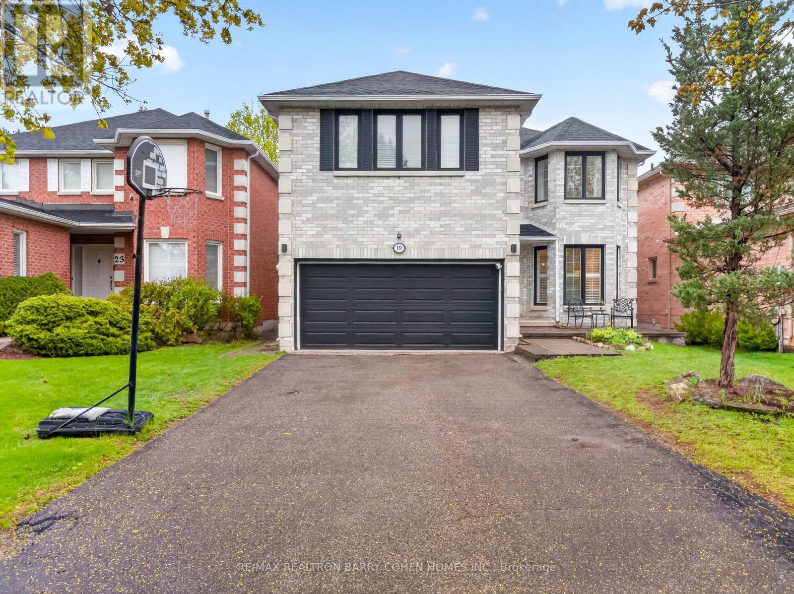 19 ARVIDA DRIVE, Vaughan, Ontario
