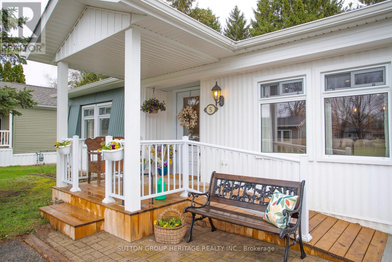 5 Willow Landing, Innisfil, Ontario  L9S 1M7 - Photo 2 - N13097060