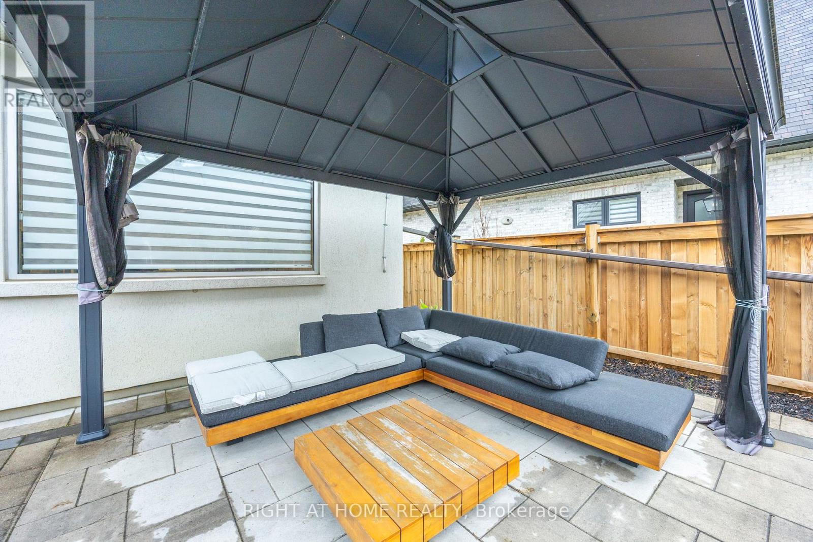 1565 Kipper Avenue, Mississauga, Ontario  L5G 4C9 - Photo 40 - W12878650
