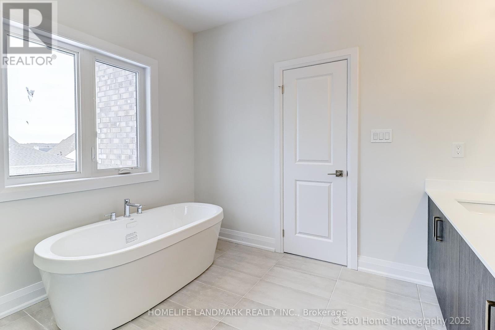 241 Seguin Street, Richmond Hill, Ontario  L4E 1N7 - Photo 13 - N13097096