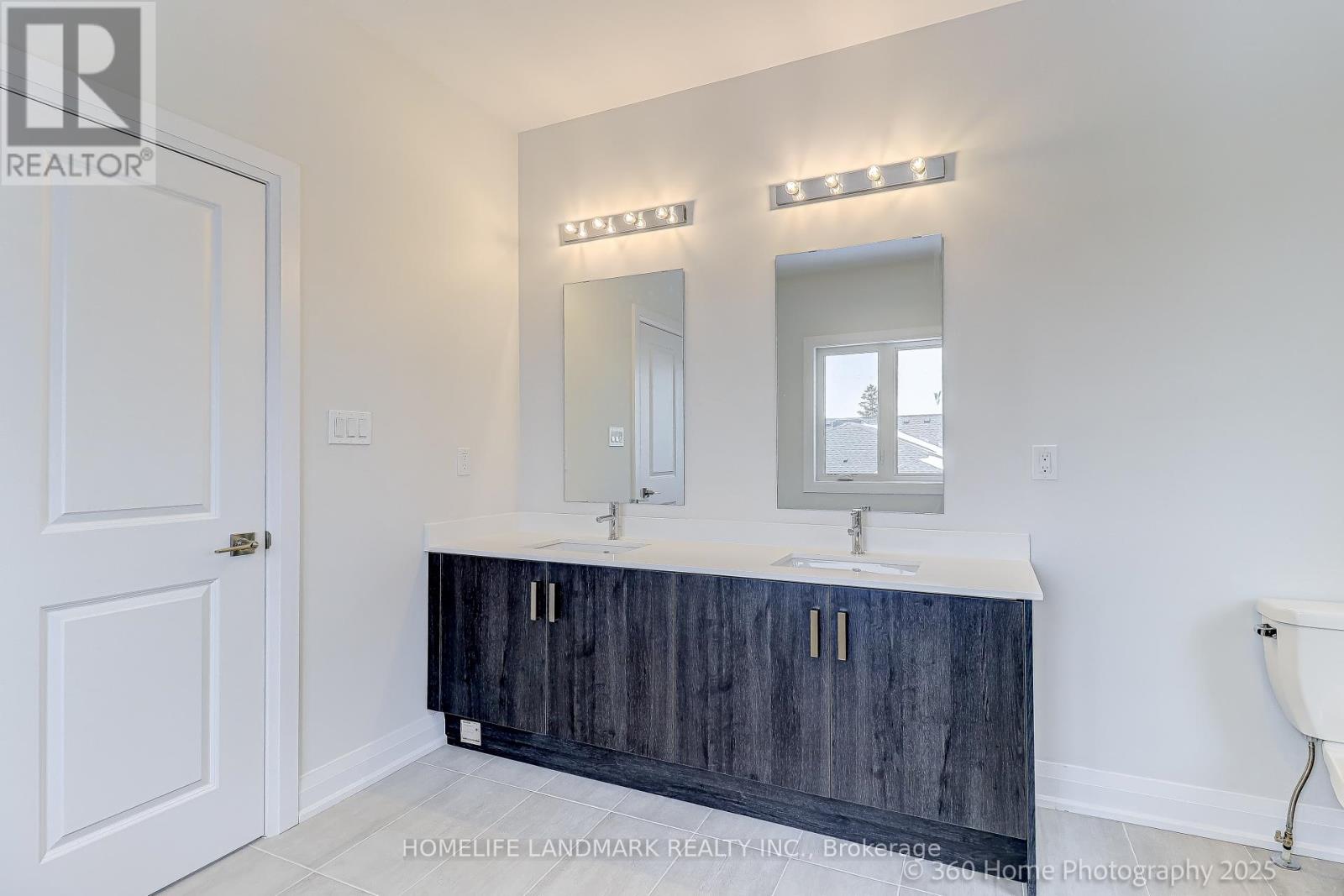 241 Seguin Street, Richmond Hill, Ontario  L4E 1N7 - Photo 15 - N13097096