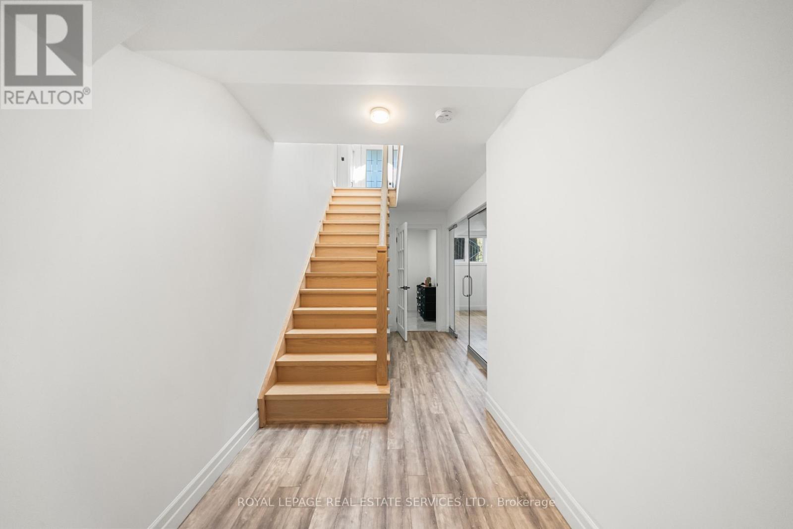 296 Lennox Avenue, Richmond Hill, Ontario  L4C 2A7 - Photo 37 - N13097102