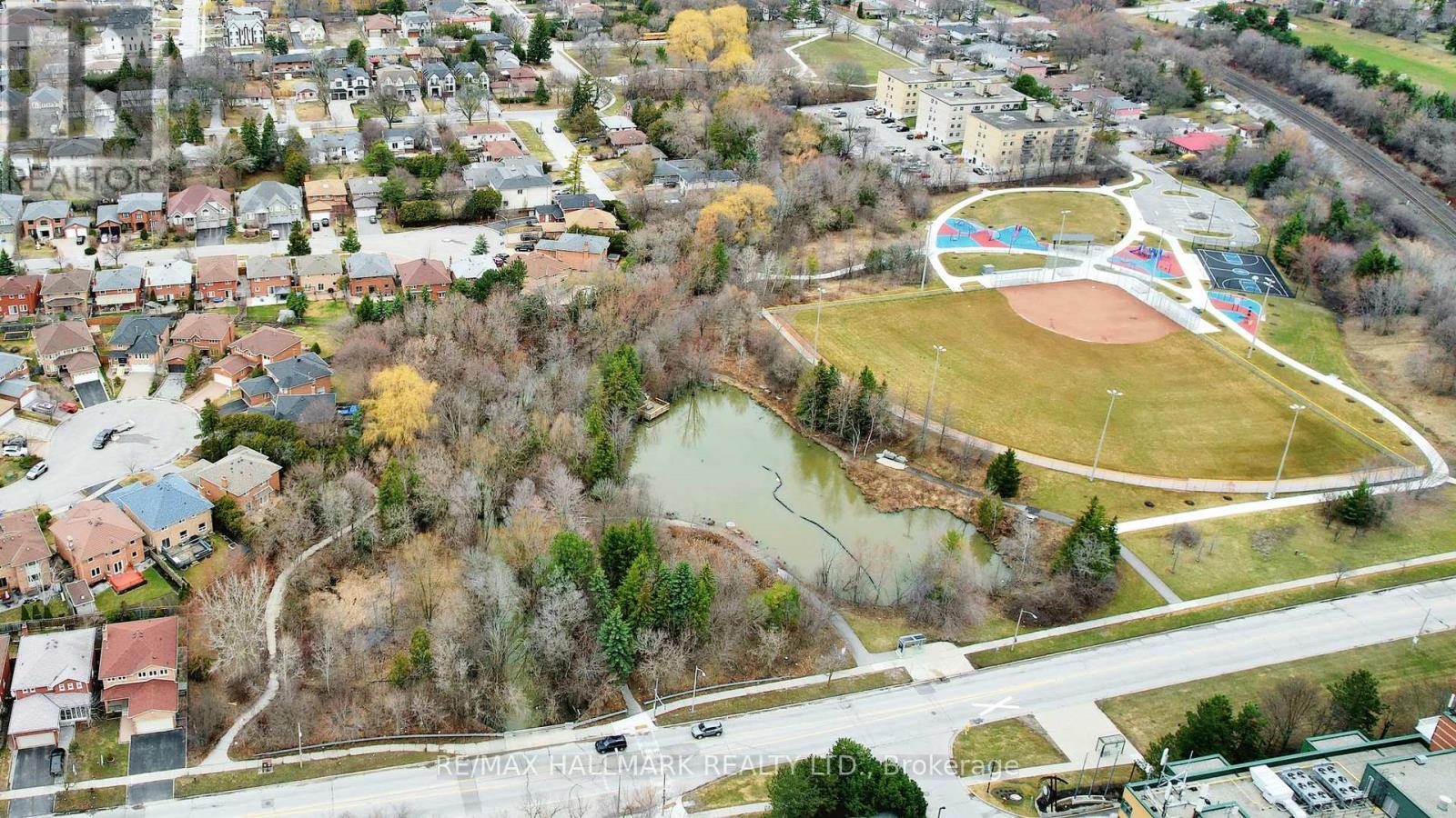 69 Dunbarton Court, Richmond Hill, Ontario  L4C 8E9 - Photo 50 - N13097108