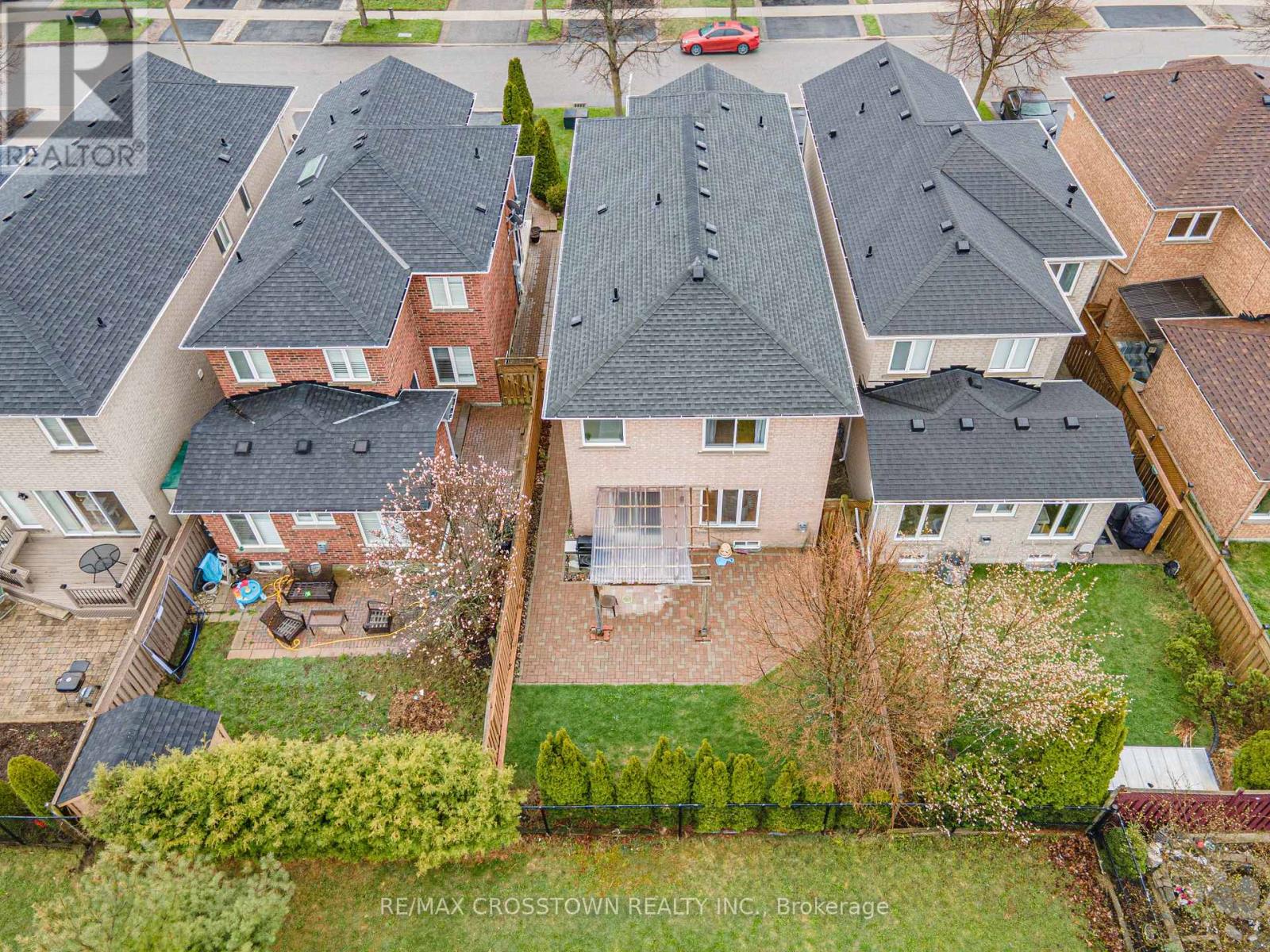 9 Coral Crescent, Richmond Hill, Ontario  L4E 4B6 - Photo 35 - N13097280