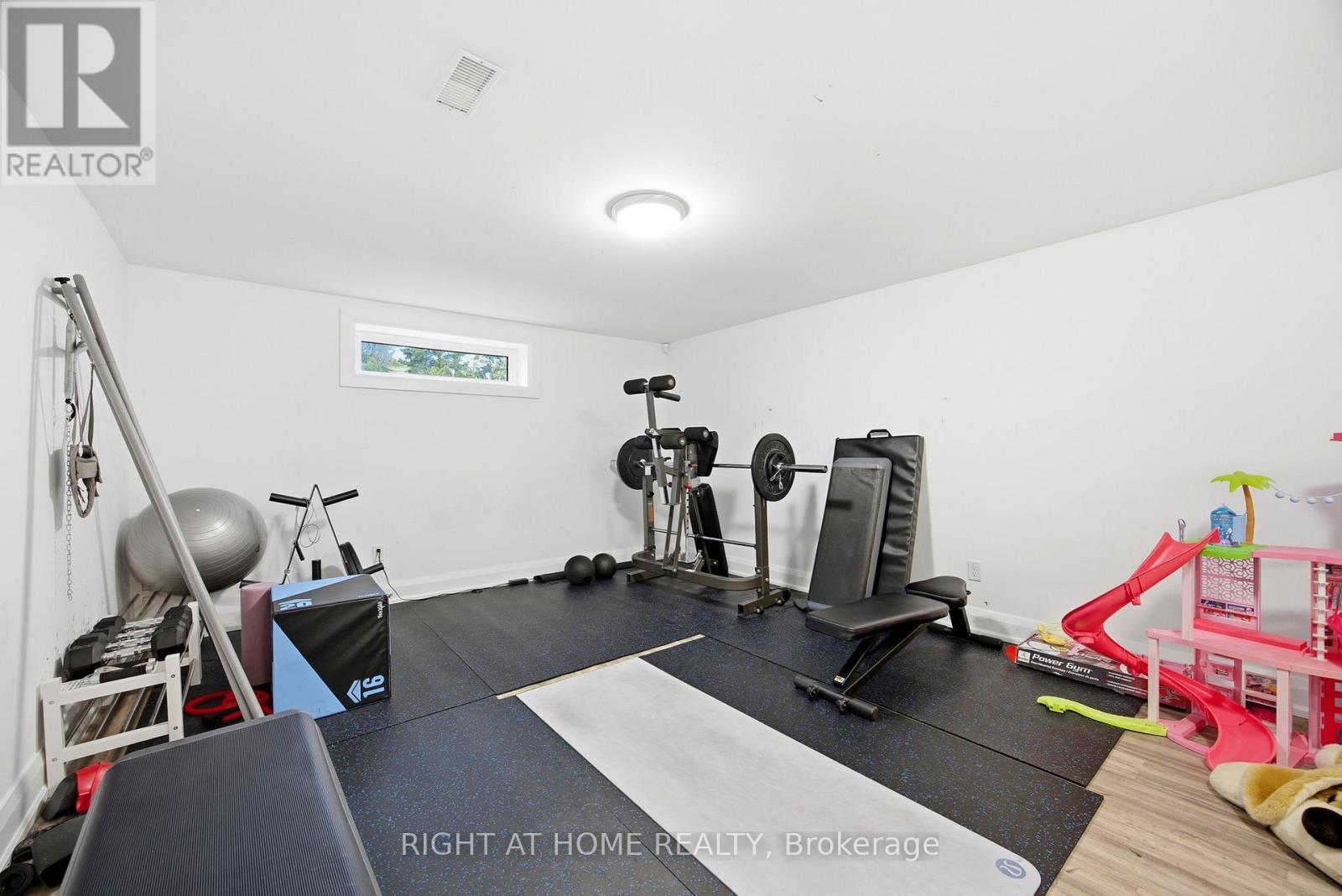 1565 Kipper Avenue, Mississauga, Ontario  L5G 4C9 - Photo 29 - W12878650
