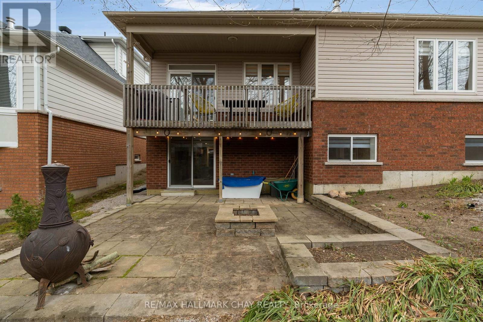 16 Oakmont Avenue, Oro-Medonte, Ontario  L0L 2L0 - Photo 35 - S13096476