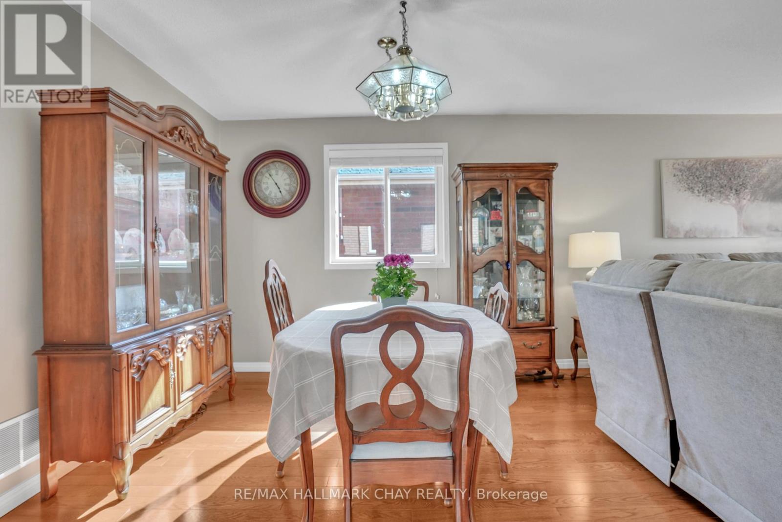 35 Butternut Drive, Barrie (Holly), Ontario  L4N 0E3 - Photo 4 - S13097206