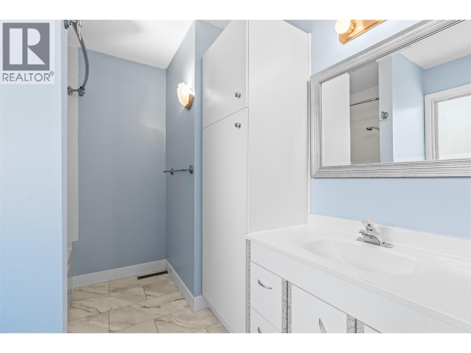6109 Silver Star Road, Vernon, British Columbia  V1B 3P3 - Photo 12 - 10386233