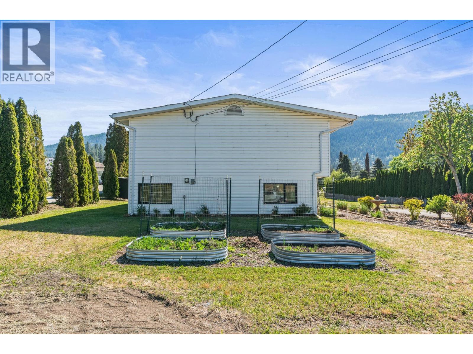 6109 Silver Star Road, Vernon, British Columbia  V1B 3P3 - Photo 50 - 10386233