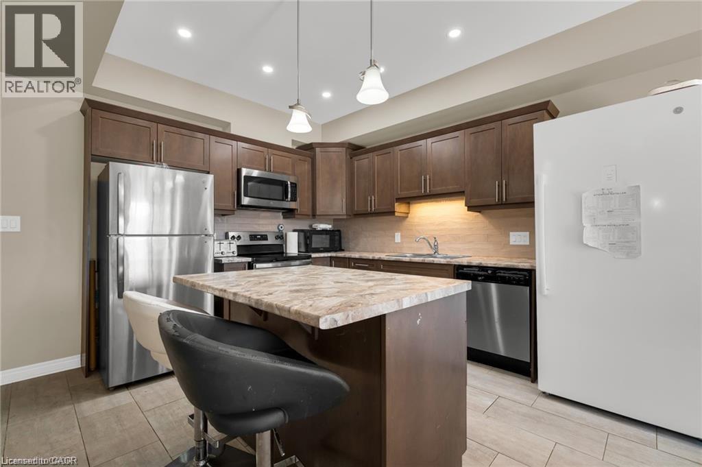 16 Prospect Avenue, St. Catharines, Ontario  L2M 5K1 - Photo 7 - 40828200
