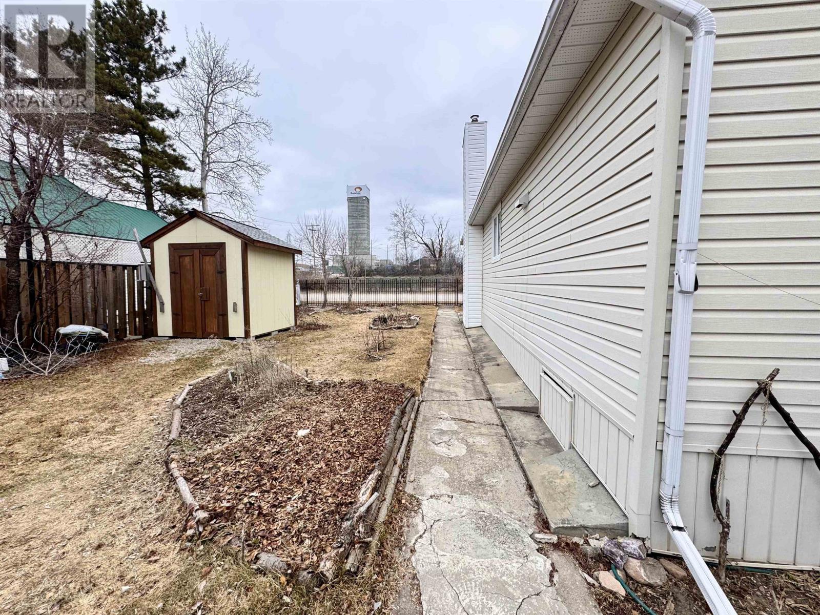 28 William St, Cochenour, Ontario  P0V 1L0 - Photo 4 - TB2600936