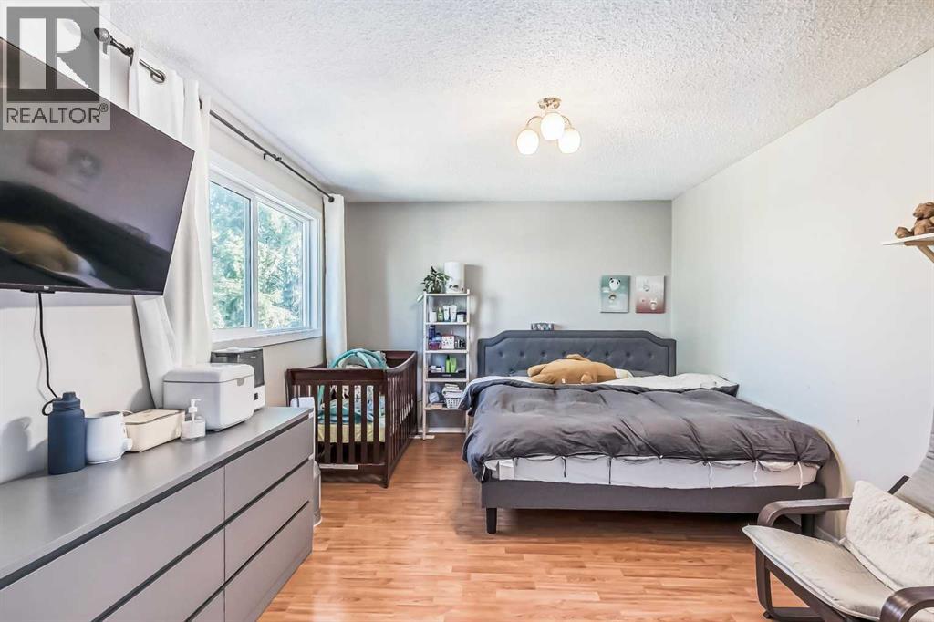 1451 Berkley Drive NW, Calgary, Alberta  T3K 1T6 - Photo 18 - A2273015