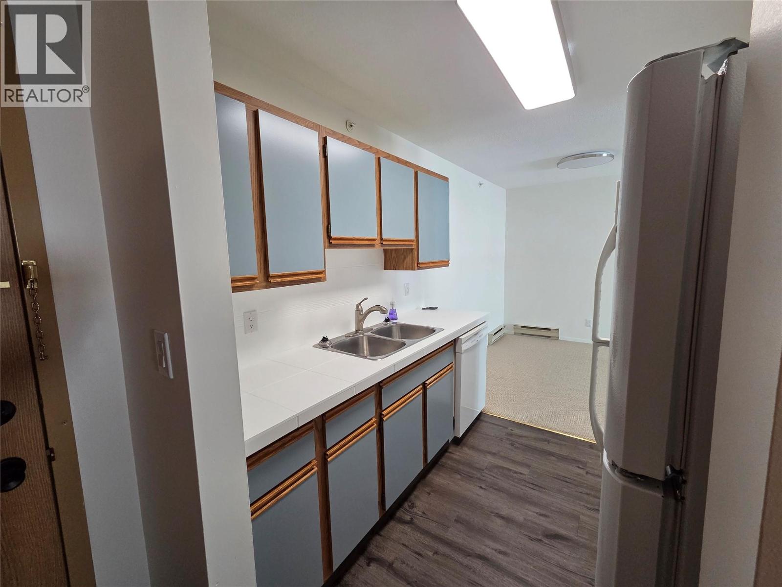 284 Yorkton Avenue Unit# 404, Penticton, British Columbia  V2A 3V5 - Photo 10 - 10378383
