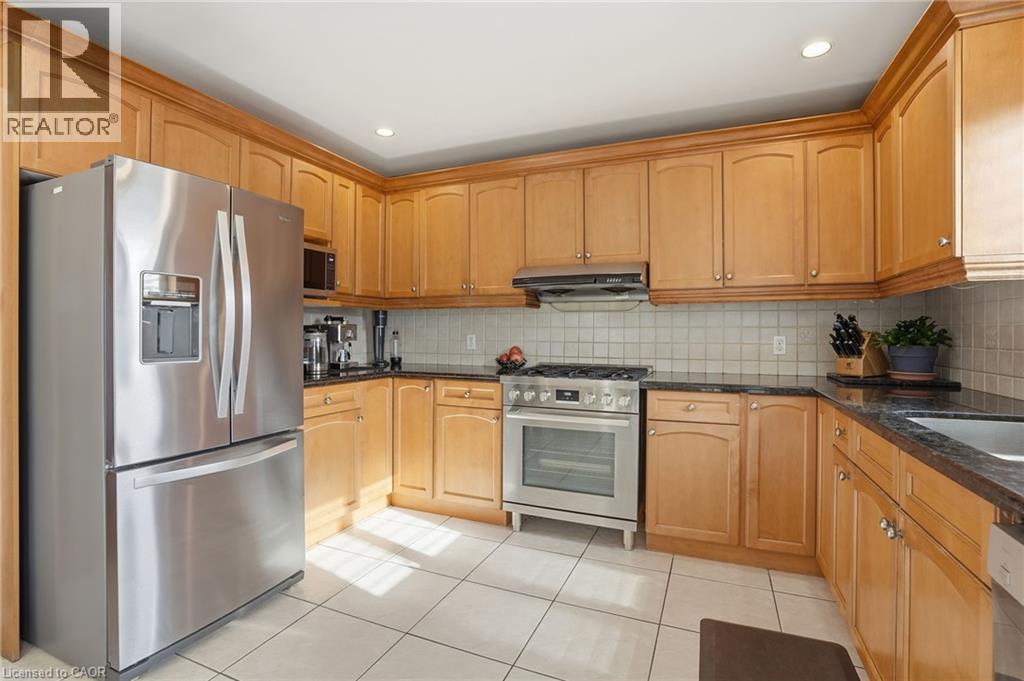 37 Southcreek Drive, Ancaster, Ontario  L9K 1M2 - Photo 12 - 40815333