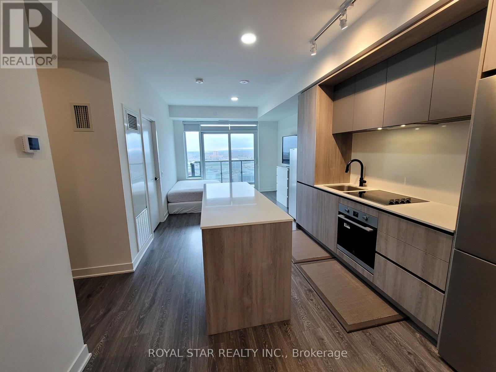 1905 - 2495 Eglinton Avenue W, Mississauga, Ontario  L5M 2T2 - Photo 17 - W13096906