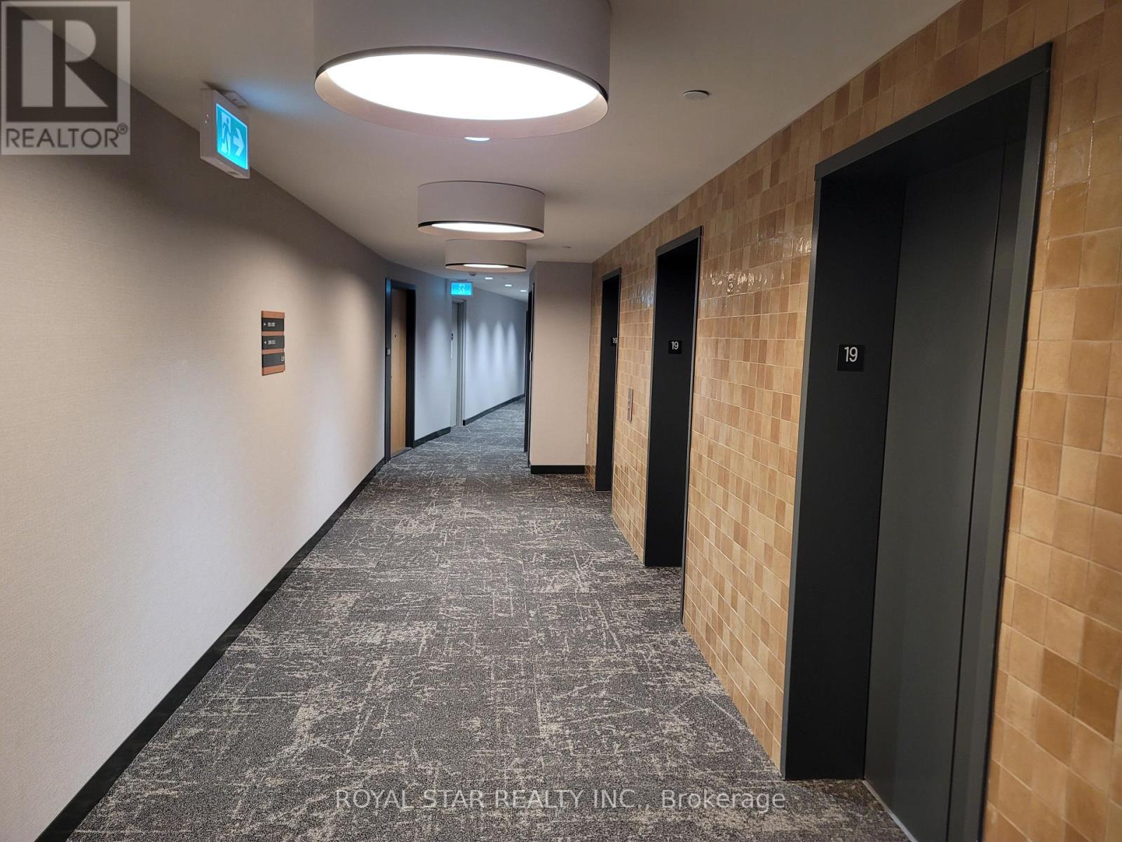 1905 - 2495 Eglinton Avenue W, Mississauga, Ontario  L5M 2T2 - Photo 4 - W13096906