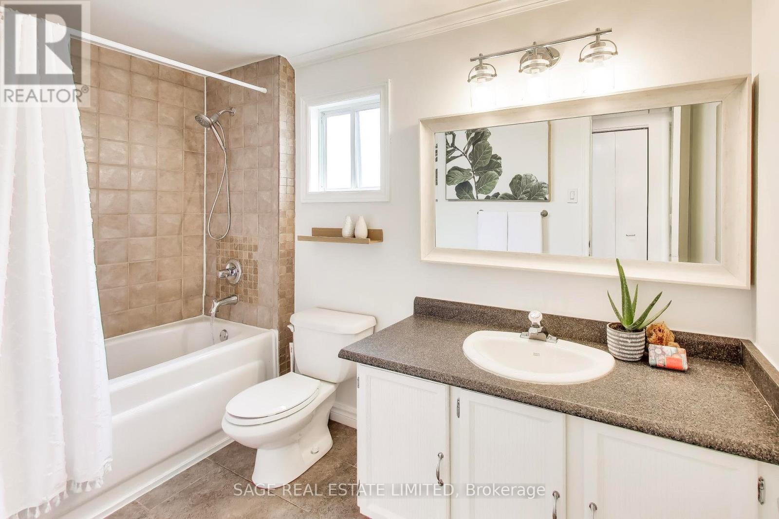 4208 Stonemason Crescent, Mississauga, Ontario  L5L 2Z7 - Photo 23 - W13096912