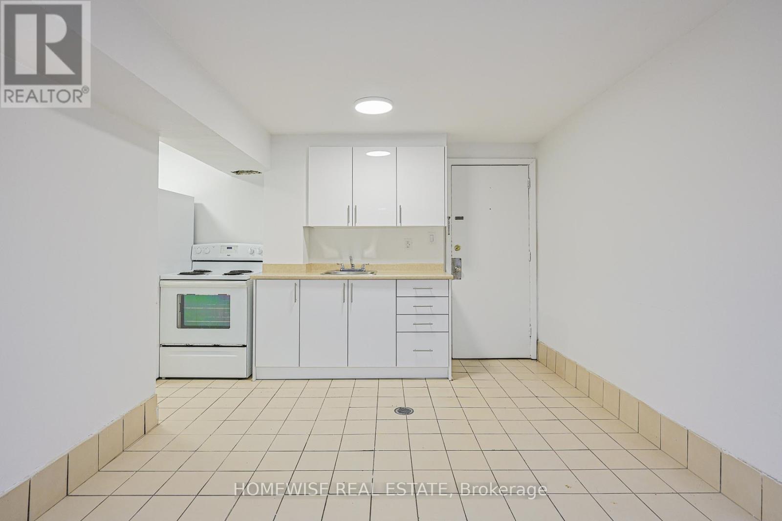 102 - 2208 Dufferin Street, Toronto, Ontario  M6E 3R8 - Photo 21 - W13096970