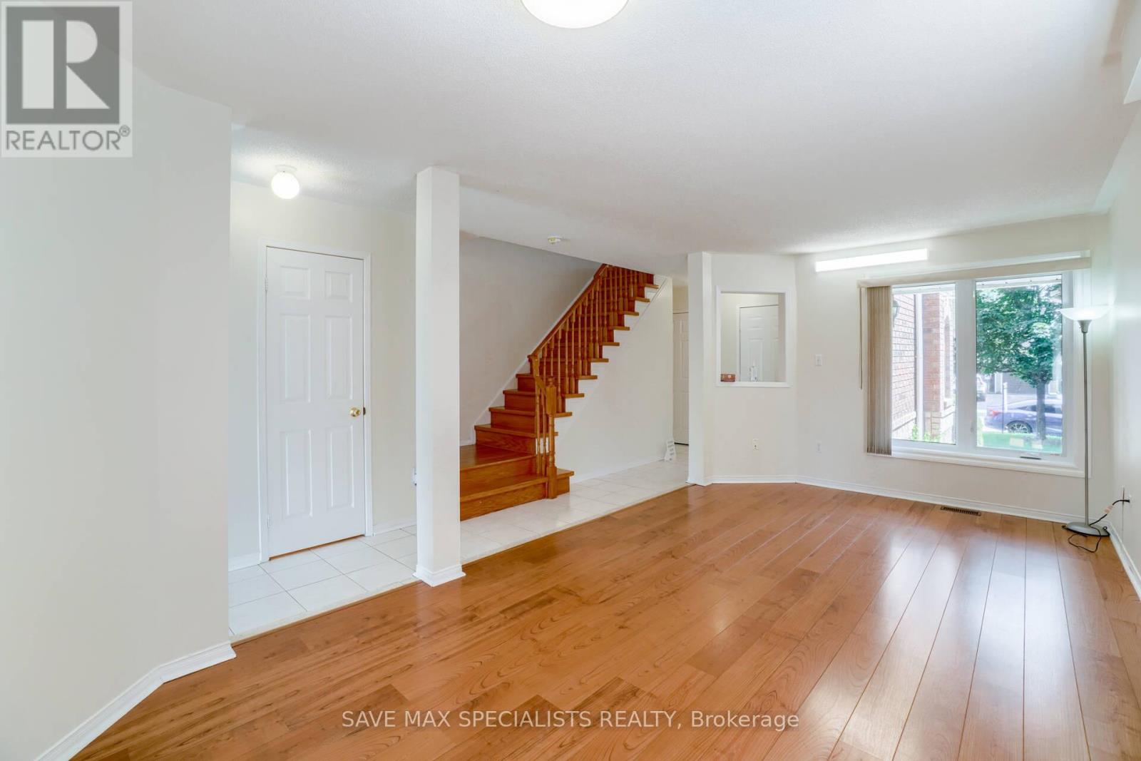 1401 Inuit Trail, Mississauga, Ontario  L5N 7R8 - Photo 11 - W13096990