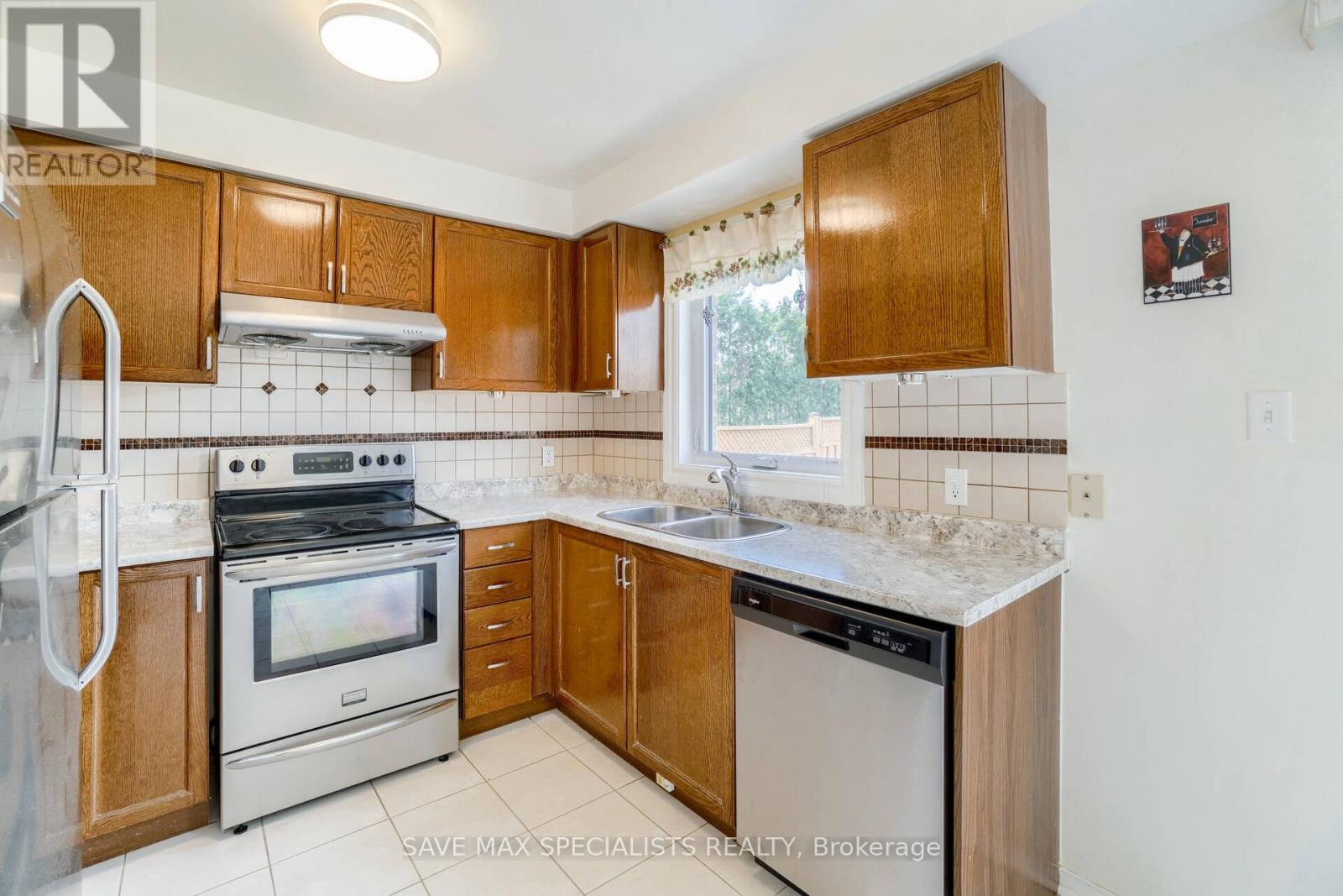 1401 Inuit Trail, Mississauga, Ontario  L5N 7R8 - Photo 17 - W13096990