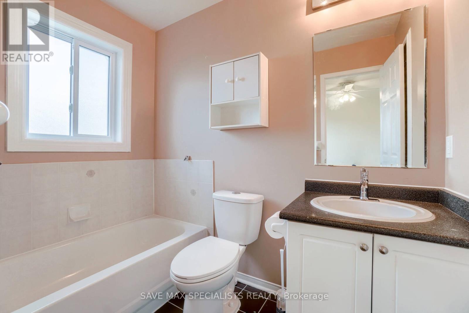 1401 Inuit Trail, Mississauga, Ontario  L5N 7R8 - Photo 31 - W13096990