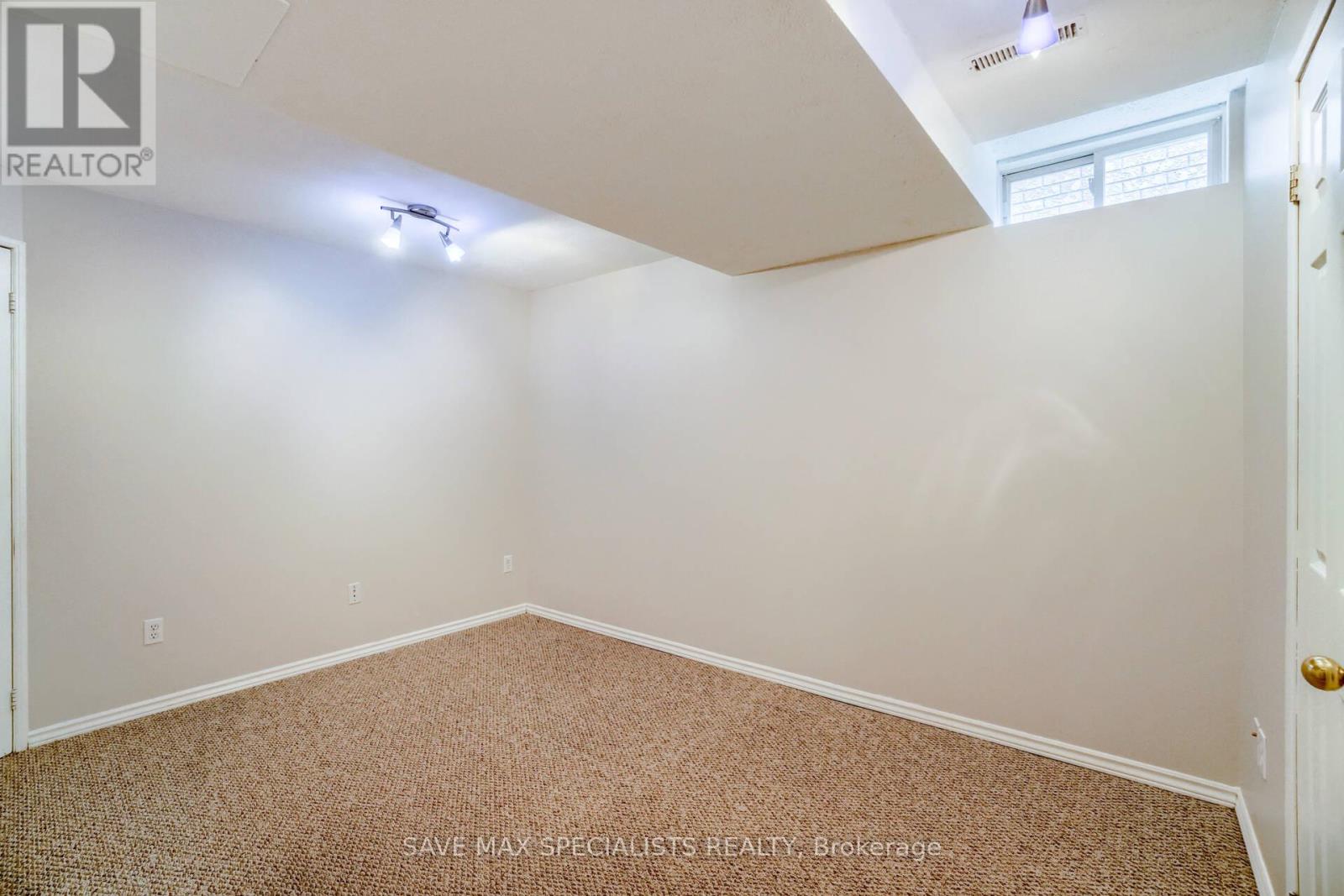 1401 Inuit Trail, Mississauga, Ontario  L5N 7R8 - Photo 40 - W13096990