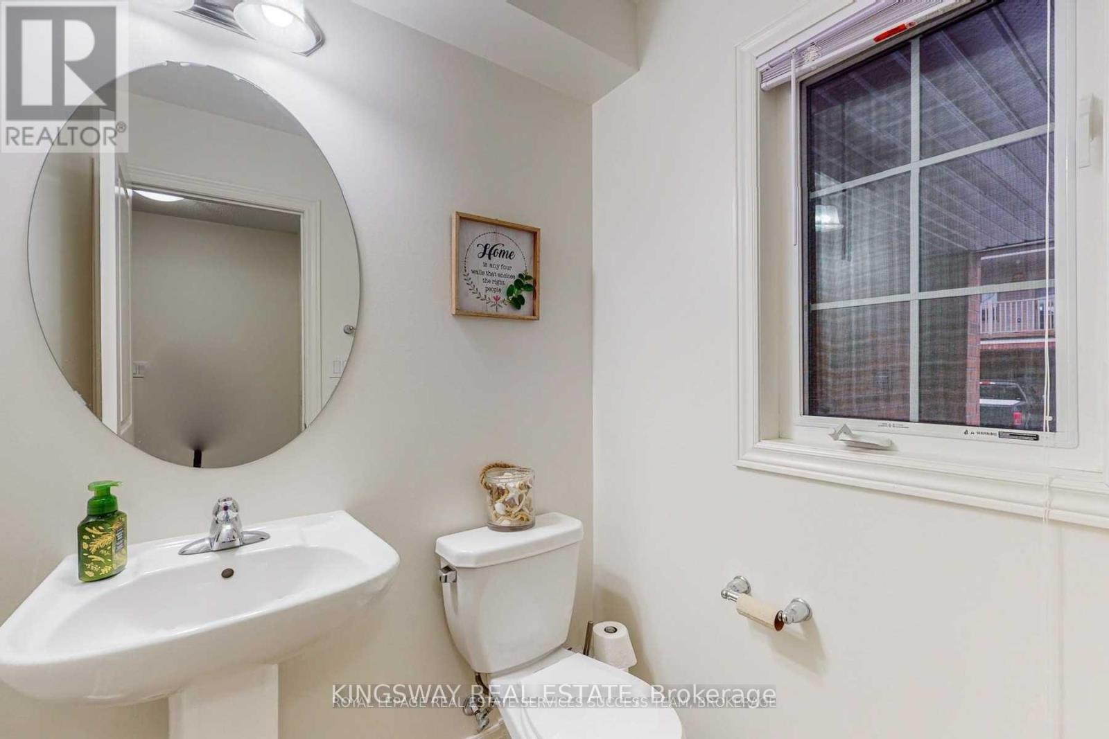 14 Mcdevitt Lane, Caledon, Ontario  L7C 3S2 - Photo 4 - W13097048