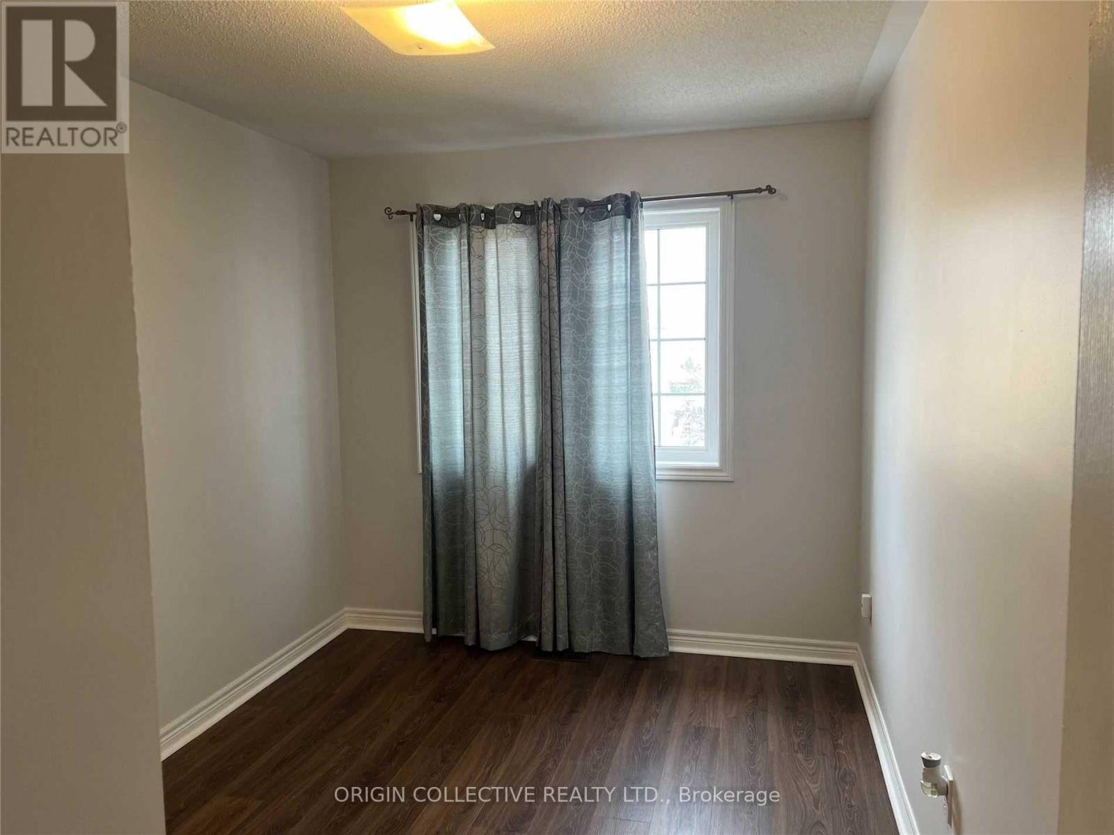 74 Clearfield Dr S, Brampton, Ontario  L6P 3J4 - Photo 10 - W13097104