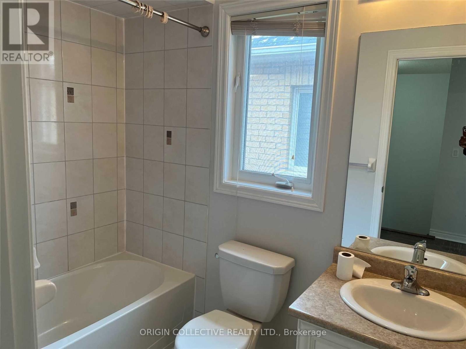 74 Clearfield Dr S, Brampton, Ontario  L6P 3J4 - Photo 12 - W13097104