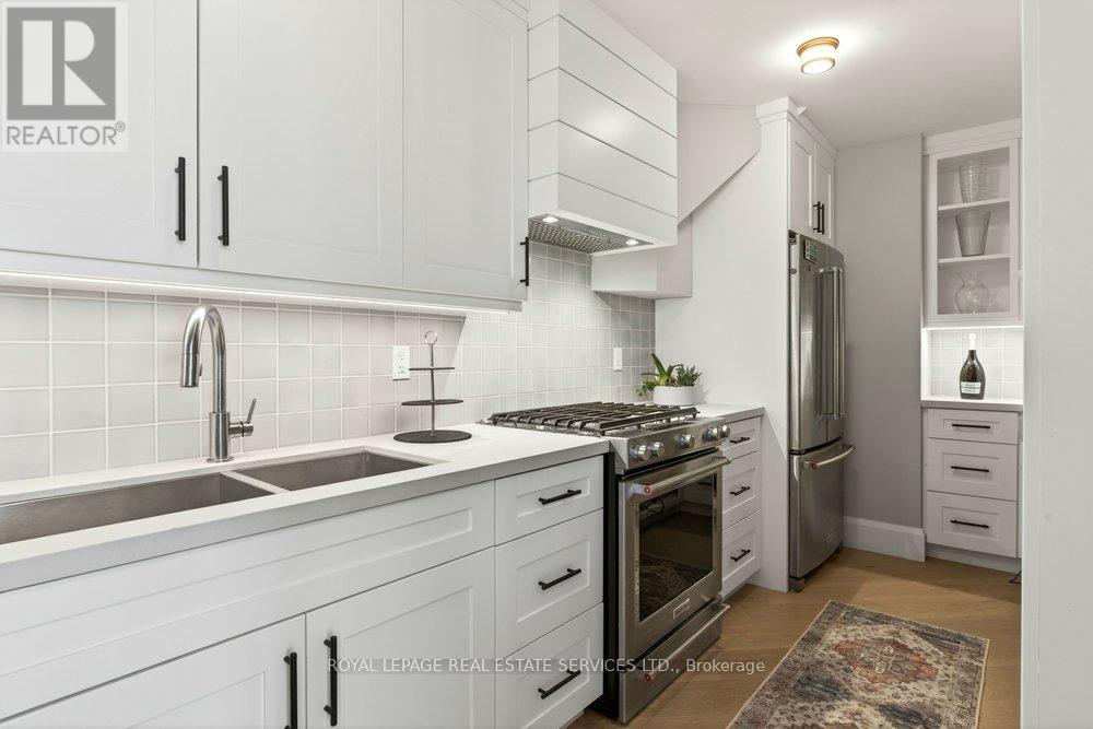 6472 Mcniven Court, Burlington, Ontario  L7P 0K7 - Photo 14 - W13097140