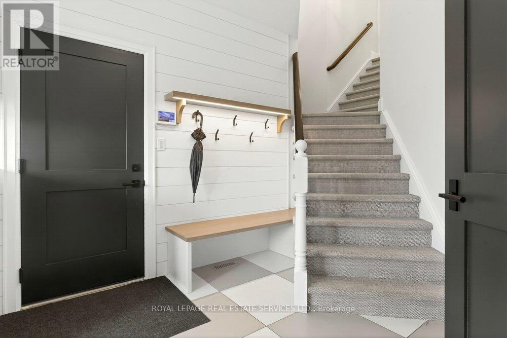 6472 Mcniven Court, Burlington, Ontario  L7P 0K7 - Photo 22 - W13097140